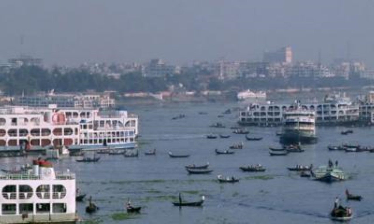 বুড়িগঙ্গা থেকে নারী-শিশুসহ ৪ মরদেহ উদ্ধার